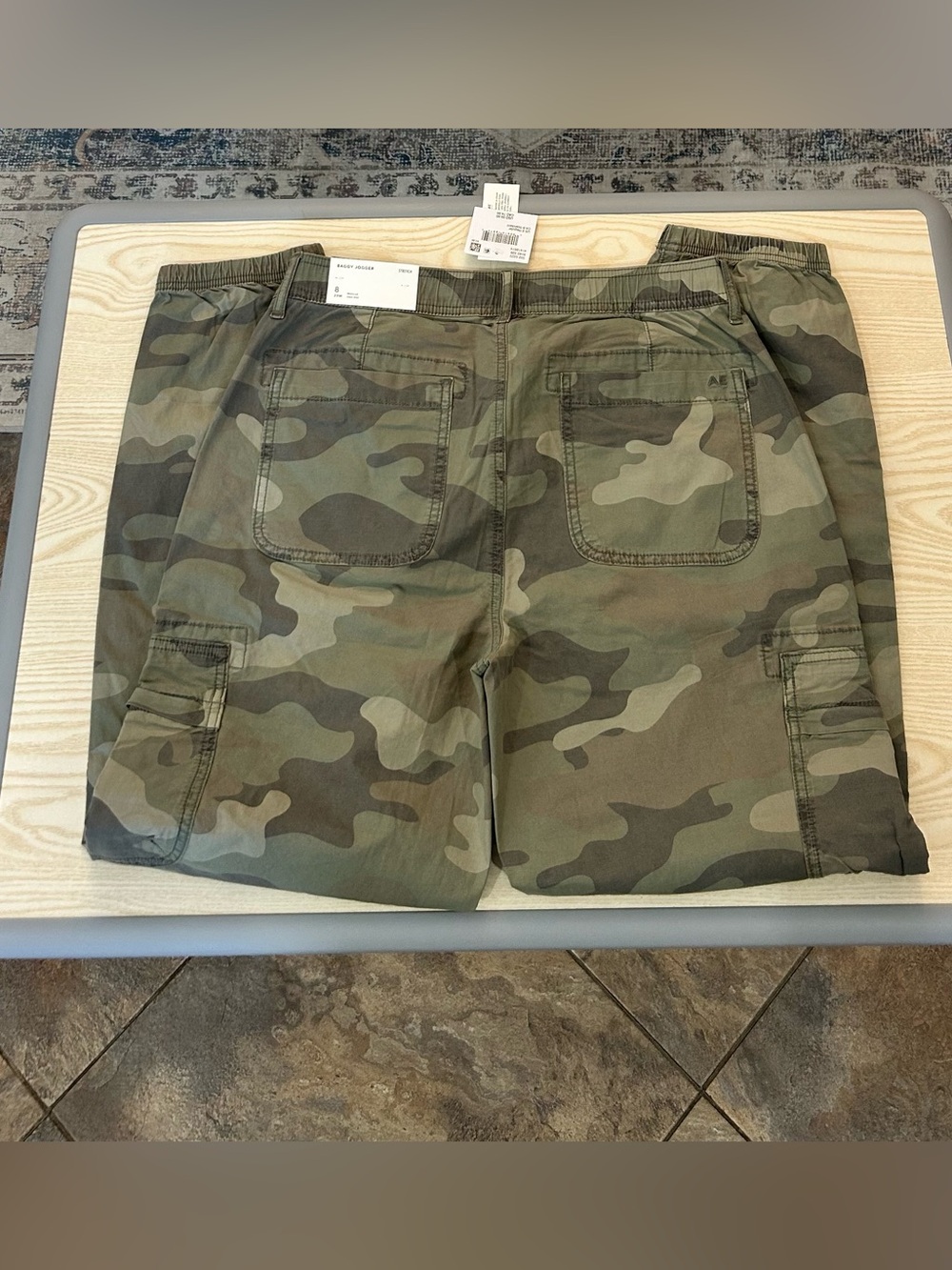 American Eagle Outfitters Olive Green Camo Joggers - Picture 2 of 9